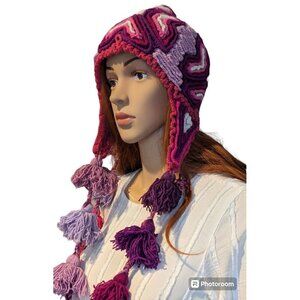 Alpaca Handwoven Chullo/Peruvian Andean hat with earflaps multicolor des…